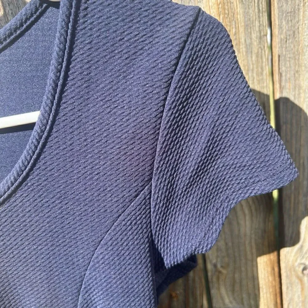 Wilde dress above knee length pullover size small